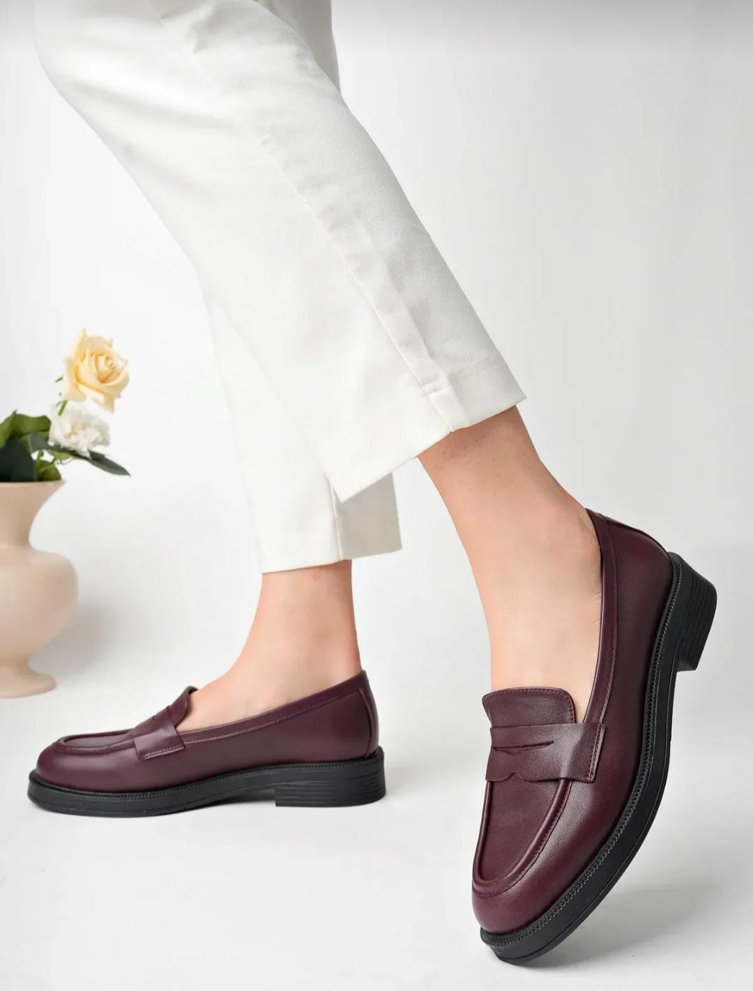 KADIN KAHVERENGİ LOAFER AYAKKABI KADIN KAHVERENGİ LOAFER AYAKKABI